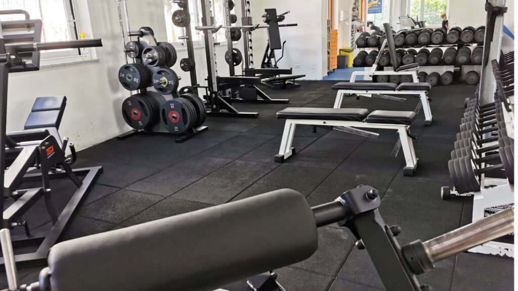 Dal 1997, un punto di riferimento a Forio
Per chi vuole allenarsi con passione e sicurezza